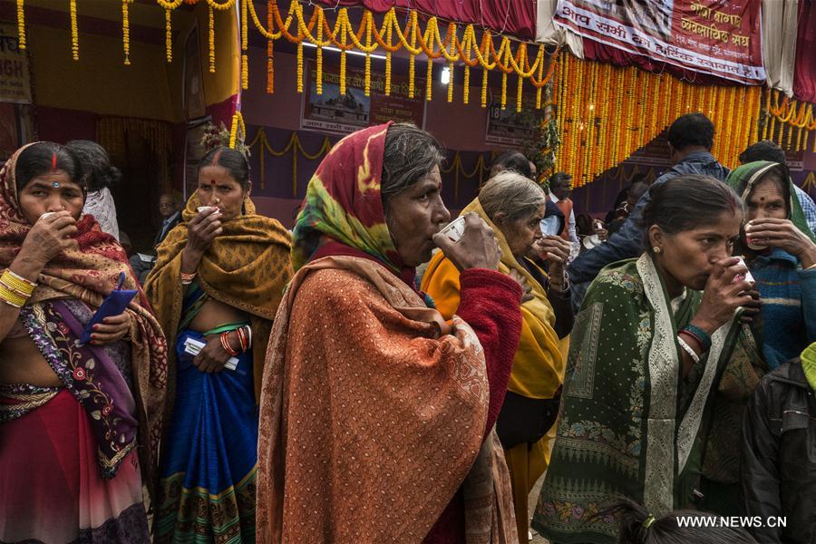 INDIA-KOLKATA-TRANSIT CAMP