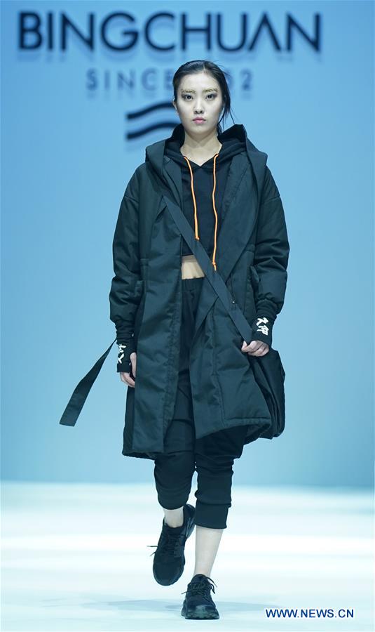 CHINA-BEIJING-FASHION WEEK-SUN YIWEN (CN)