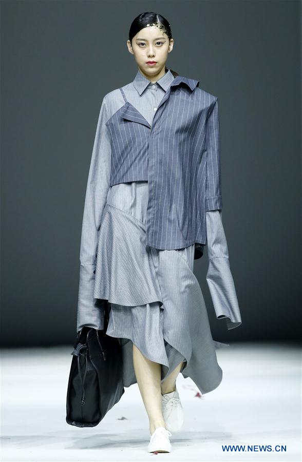 CHINA-BEIJING-GRADUATE FASHION WEEK (CN) 