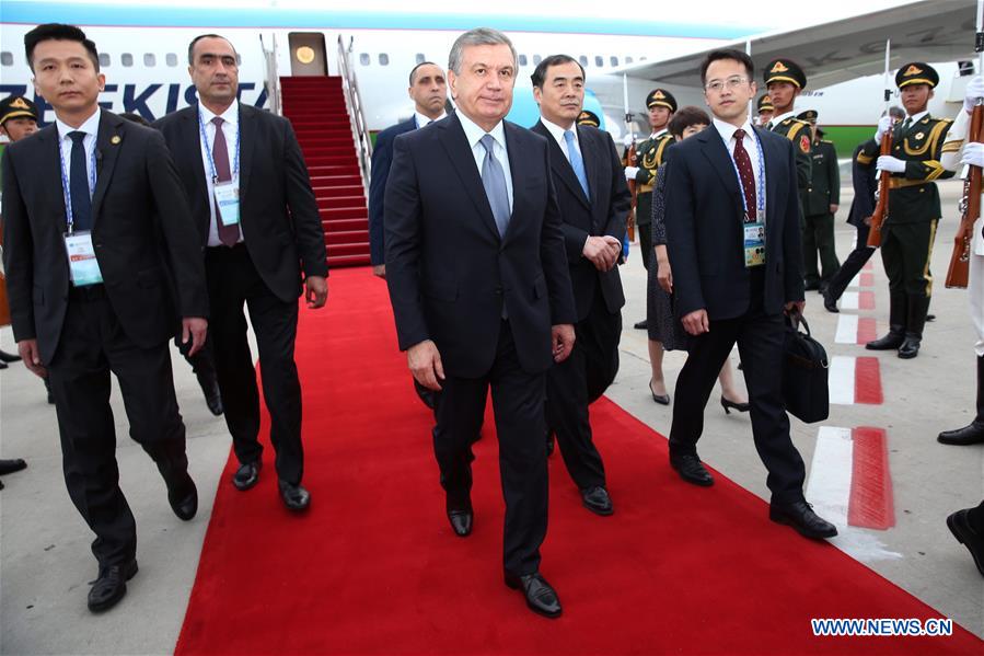 (SCO SUMMIT) CHINA-QINGDAO-SCO-UZBEKISTAN-SHAVKAT MIRZIYOYEV-ARRIVAL (CN)