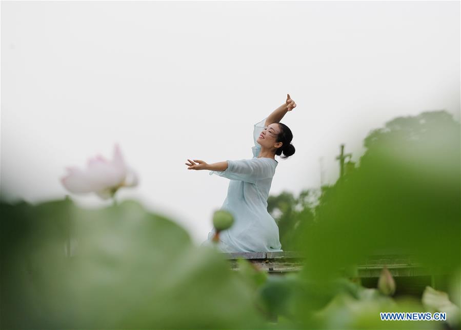 #CHINA-INTERNATIONAL YOGA DAY-CELEBRATIONS (CN)