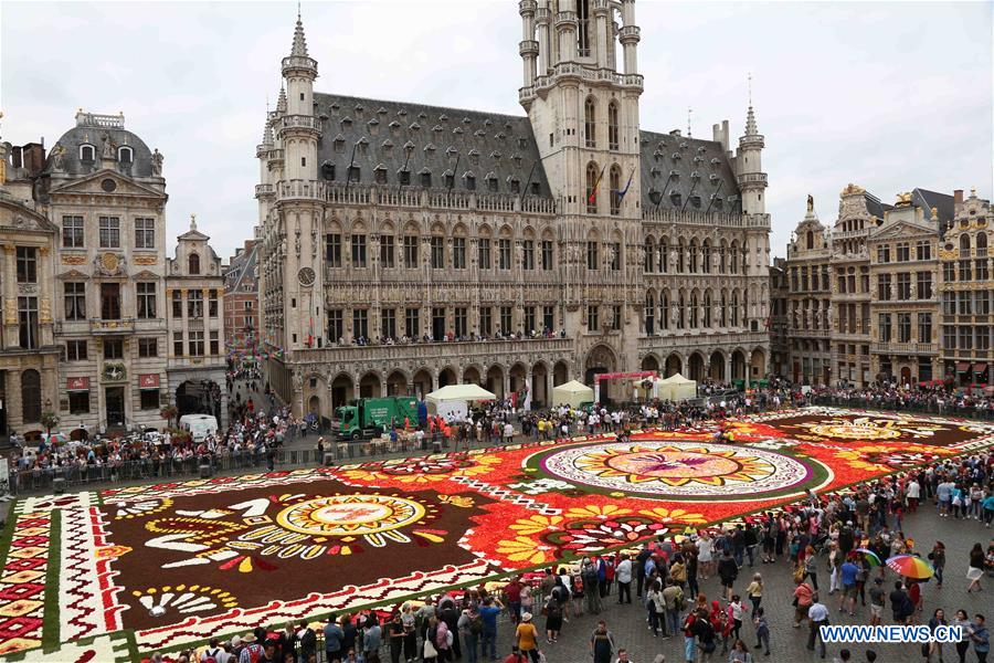 BELGIUM-BRUSSELS-FLOWER CARPET