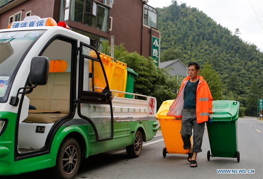 CHINA-ZHEJIANG-ANJI-GARBAGE SORTING (CN)