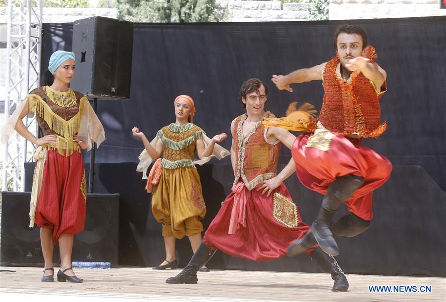 LEBANON-MAASER-EL CHOUF-DABKE DANCE DAY