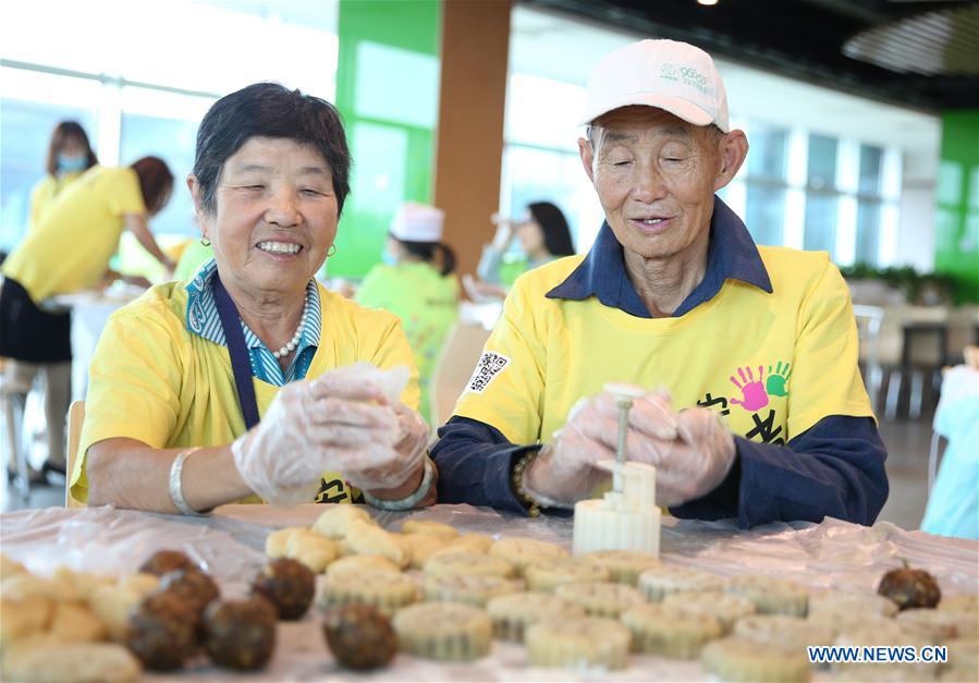 #CHINA-HEBEI-GU'AN-MID-AUTUMN FESTIVAL-MOONCAKE (CN)