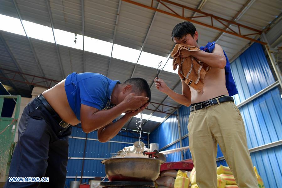 CHINA-JIANGXI-RICE-HARVEST (CN)