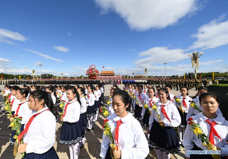 CHINA-BEIJING-MARTYRS' DAY-CEREMONY (CN)