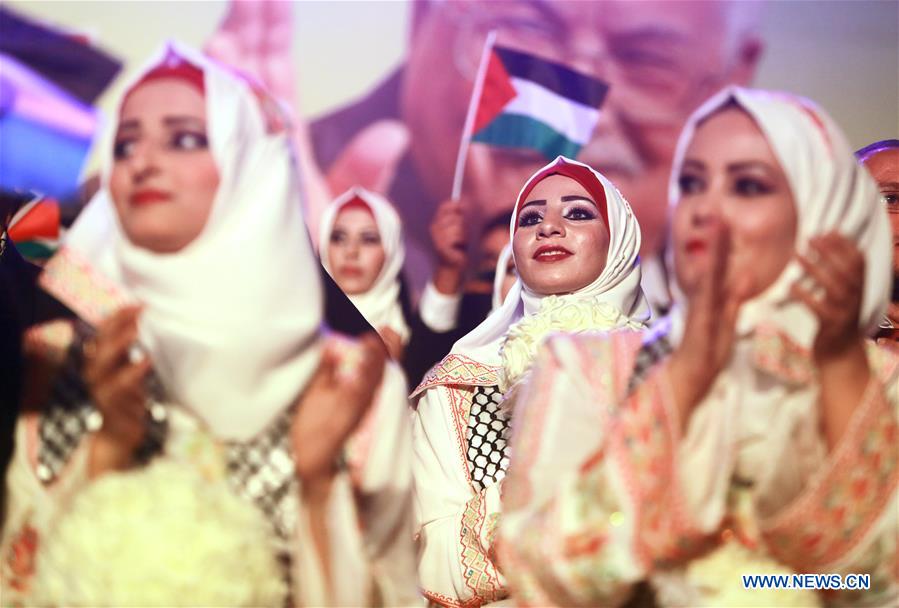 MIDEAST-GAZA-MASS WEDDING