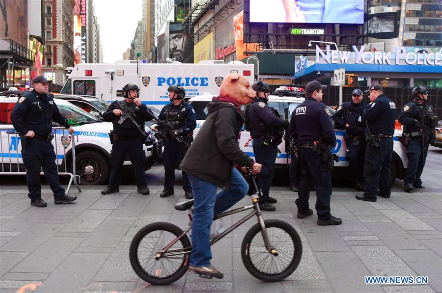 U.S.-NEW YORK-HALLOWEEN-SECURITY