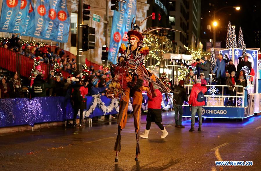 U.S.-CHICAGO-LIGHTS FESTIVAL-PARADE