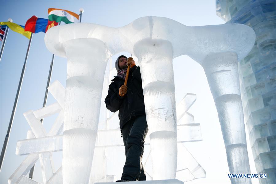 CHINA-HARBIN-ICE SCULPTURE-COMPETITION (CN)