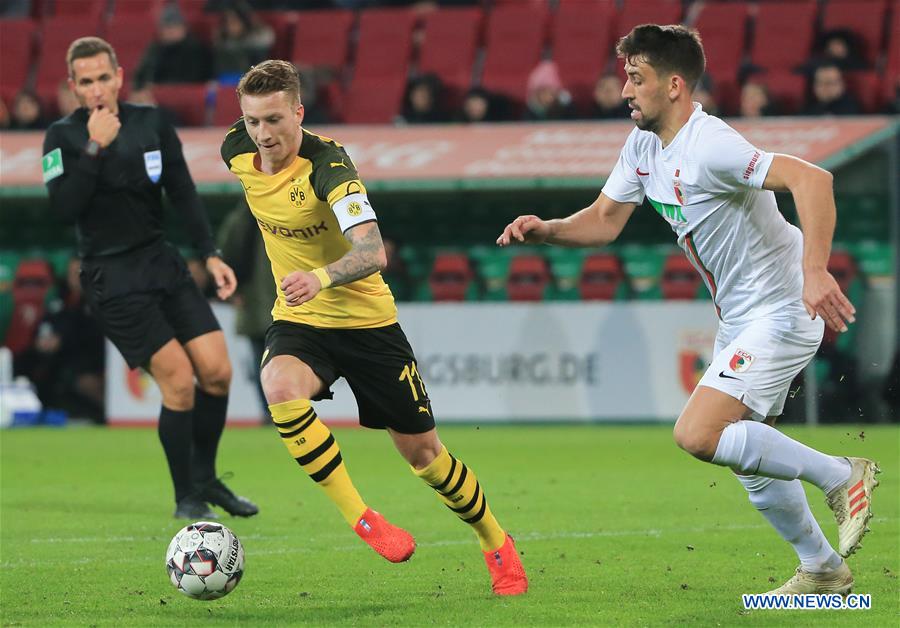 (SP)GERMANY-AUGSBURG-SOCCER-BUNDESLIGA-AUGSBURG VS DORTMUND