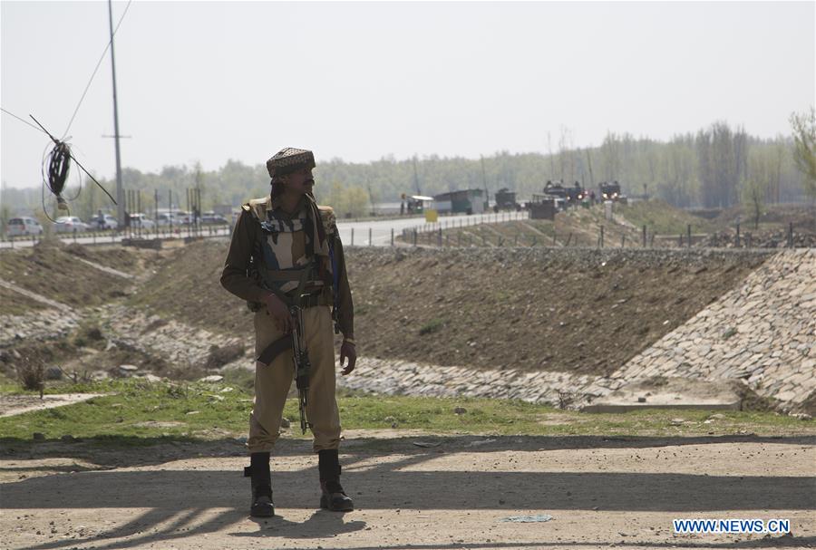 KASHMIR-SRINAGAR-HIGHWAY-SECURITY