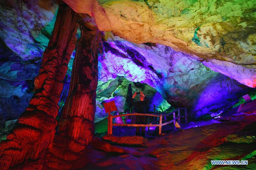 CHINA-GANSU-KARST CAVE (CN)