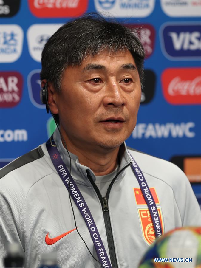 (SP)FRANCE-PARIS-2019 FIFA WOMEN'S WORLD CUP-GROUP B-CHINA-OFFICIAL PRESS CONFERENCE