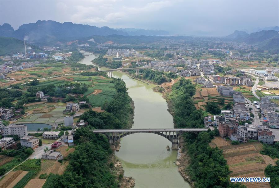 CHINA-GUANGXI-DU'AN-ROAD (CN)