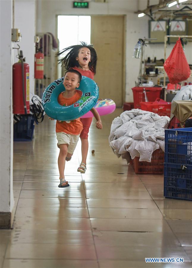 (FOCUS)CHINA-FUJIAN-SHISHI-CHILDREN-SUMMER VACATION (CN)