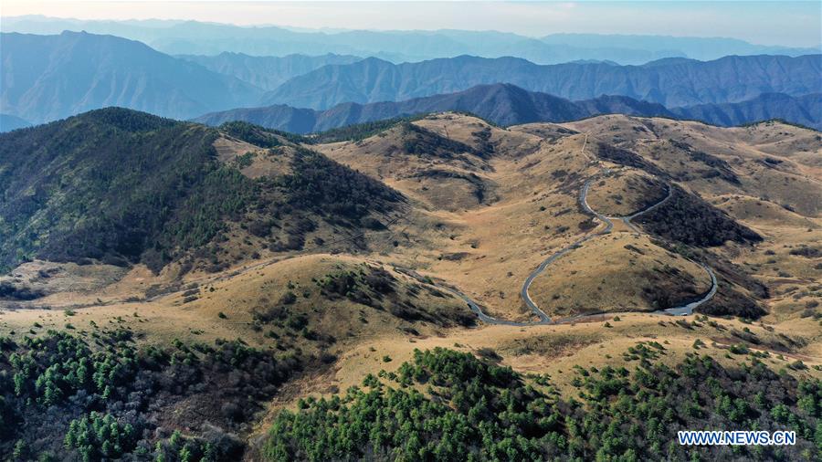 CHINA-SHAANXI-ANKANG-LANGAO-PRAIRIE-SCENERY (CN)