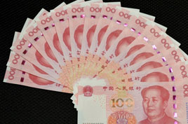 China largely succeeds in RMB exchange rate reform over past year