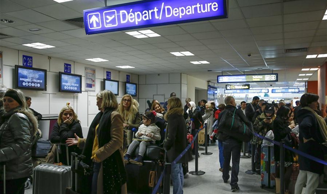 Nice Cote d'Azur Airport temporarily closed due to heavy snowfall