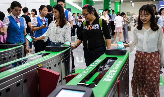 Passengers allowed to use QR codes to enter Shenzhen Metro stations