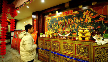 Cultural exhibition opens at Tibet Museum in Lhasa