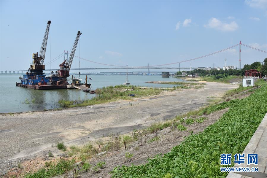 （大江奔流——來自長江經(jīng)濟帶的報道·圖文互動）（2）登岳陽樓，又見“浩浩湯湯”