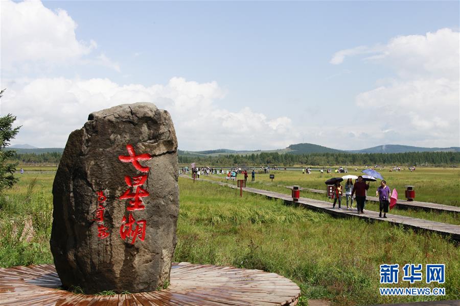 （新華全媒頭條·圖文互動(dòng)）（1）那一抹綠色，走進(jìn)越來(lái)越多人心里——河北塞罕壩續(xù)寫新時(shí)代綠色傳奇