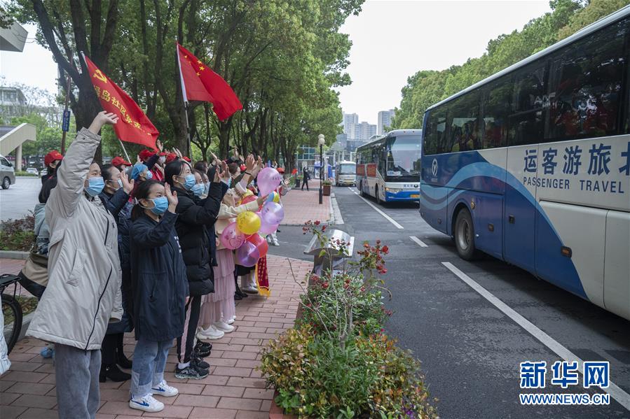 （新華全媒頭條·圖文互動(dòng)）（5）上下同心，守望相助——中國(guó)抗疫眾志成城的生動(dòng)實(shí)踐