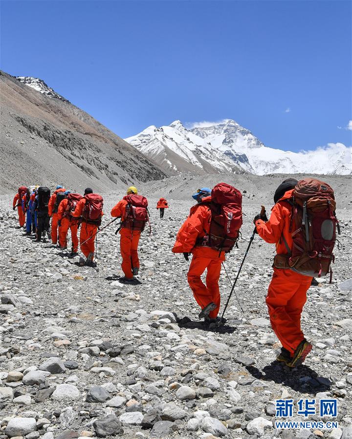 （2020珠峰高程測量）（4）有望22日登頂 測量登山隊再次向珠峰發(fā)起挑戰(zhàn)