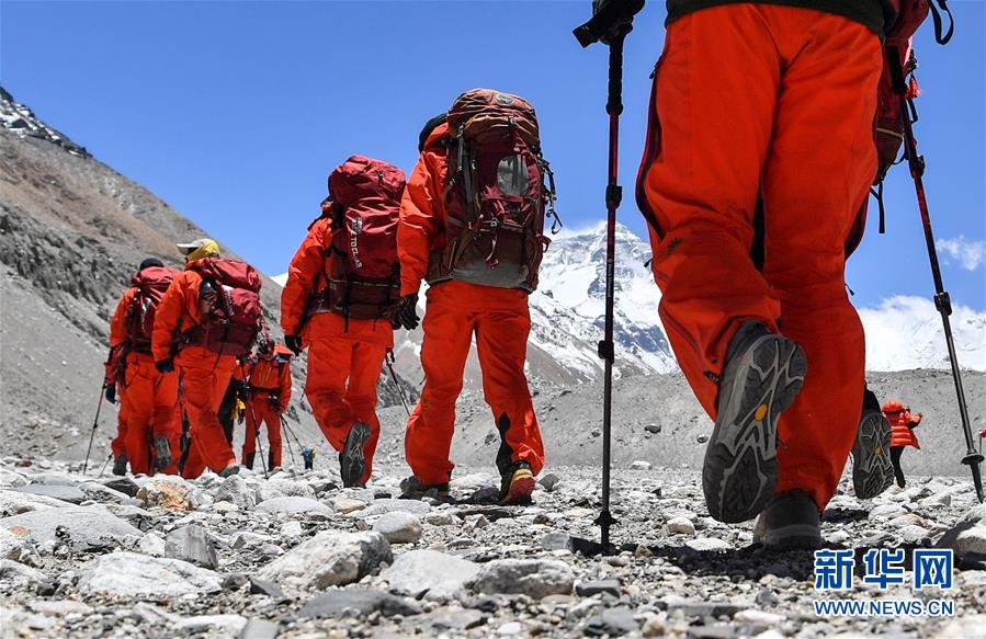 （2020珠峰高程測量）（7）有望22日登頂 測量登山隊再次向珠峰發(fā)起挑戰(zhàn)