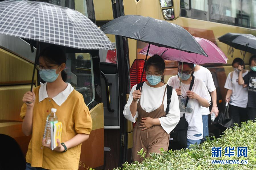 （防汛抗洪·圖文互動）（2）為了讓我們的城市不停擺——汛情下的千年古城安徽歙縣直擊