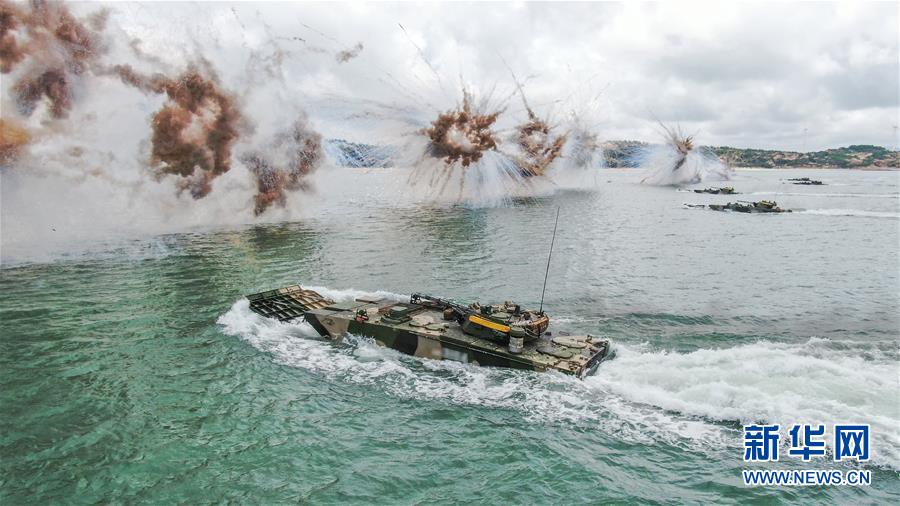 （圖文互動）（2）戰(zhàn)旗獵獵鑄忠魂——陸軍第74集團(tuán)軍某旅“硬骨頭六連”鍛造全面過硬連隊(duì)紀(jì)實(shí)