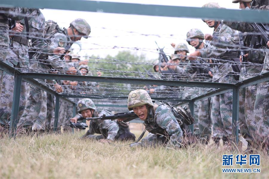 （在習(xí)近平強軍思想指引下·我們在戰(zhàn)位報告·圖文互動）（3）千里移防，鐵心跟黨走——南部戰(zhàn)區(qū)陸軍第75集團軍某紅軍旅政治建軍、練兵備戰(zhàn)記事