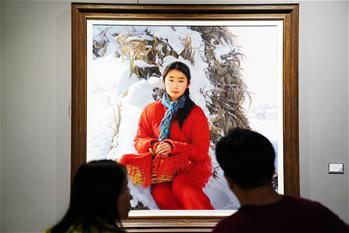 國際油畫展“添彩”中俄博覽會(huì)