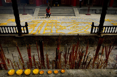 西安廣仁寺祈福法會(huì)祭奠地震遇難同胞