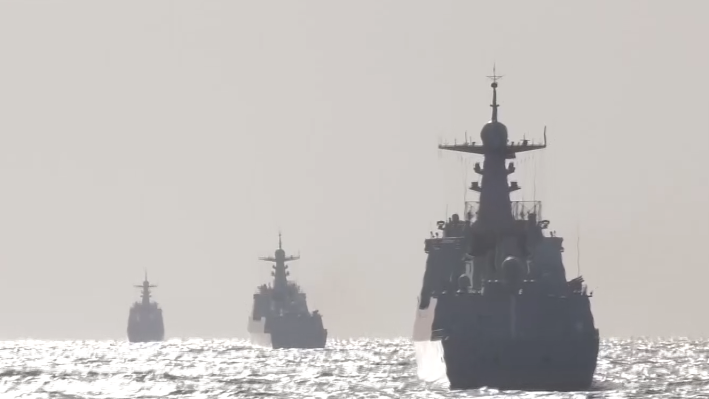 北部戰(zhàn)區(qū)海軍某艦艇訓練中心：聚焦實戰(zhàn)！8艘新型艦艇連續(xù)多天開展海上訓練