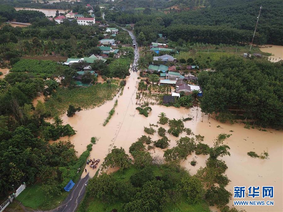 （國際）（2）越南西原地區(qū)洪水和山體滑坡致8人死亡